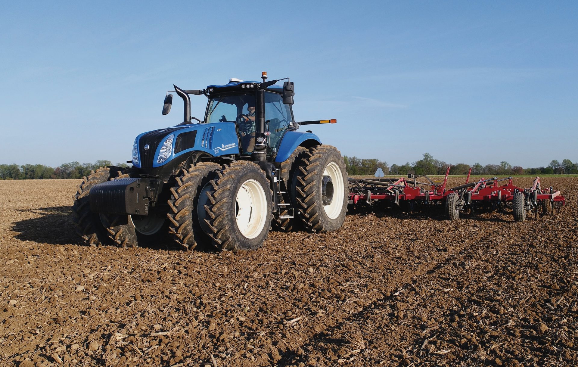 More power for New Holland T8