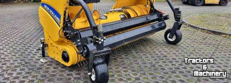 Pick up New Holland 300 FP Gras Pick-up