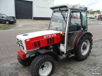 Tracteur pour vignes et vergers Steyr 8075