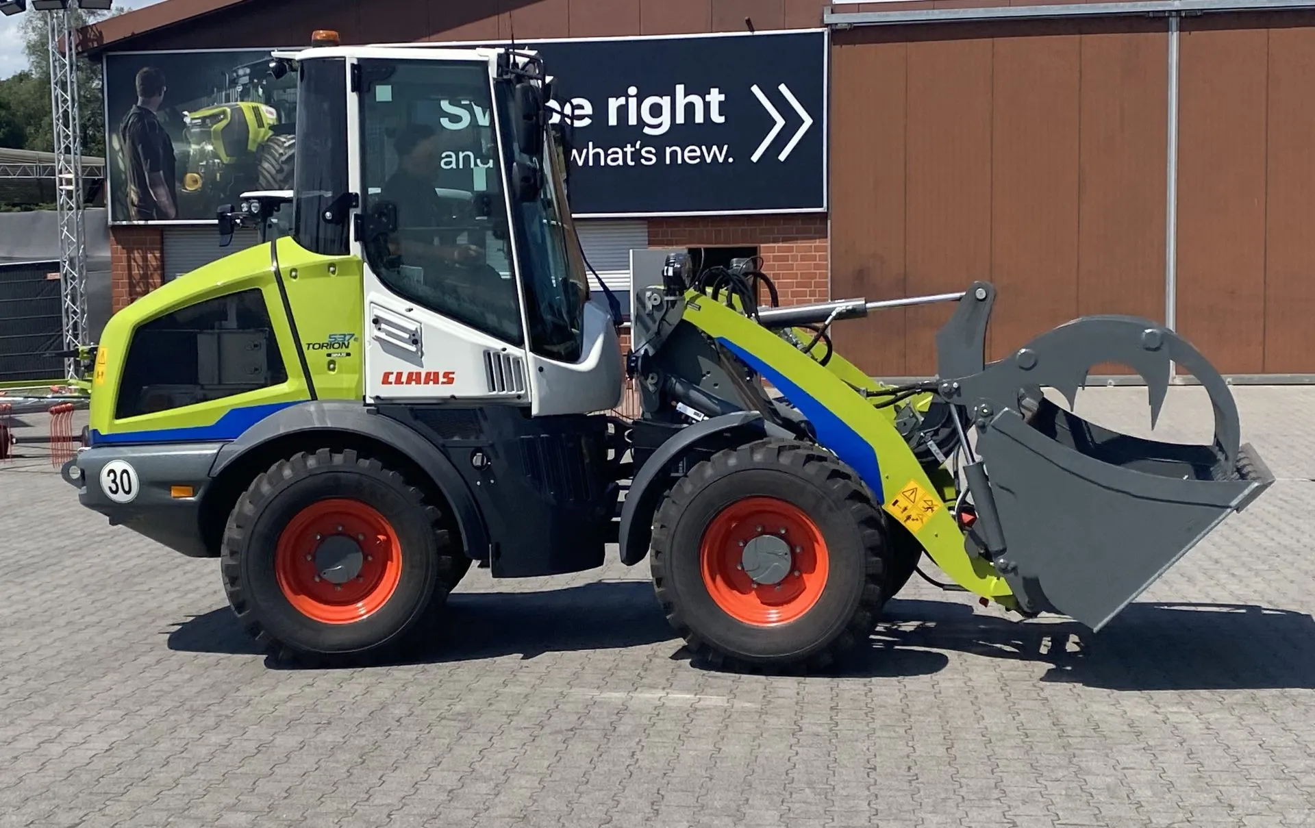 Claas electric wheel loader on sale