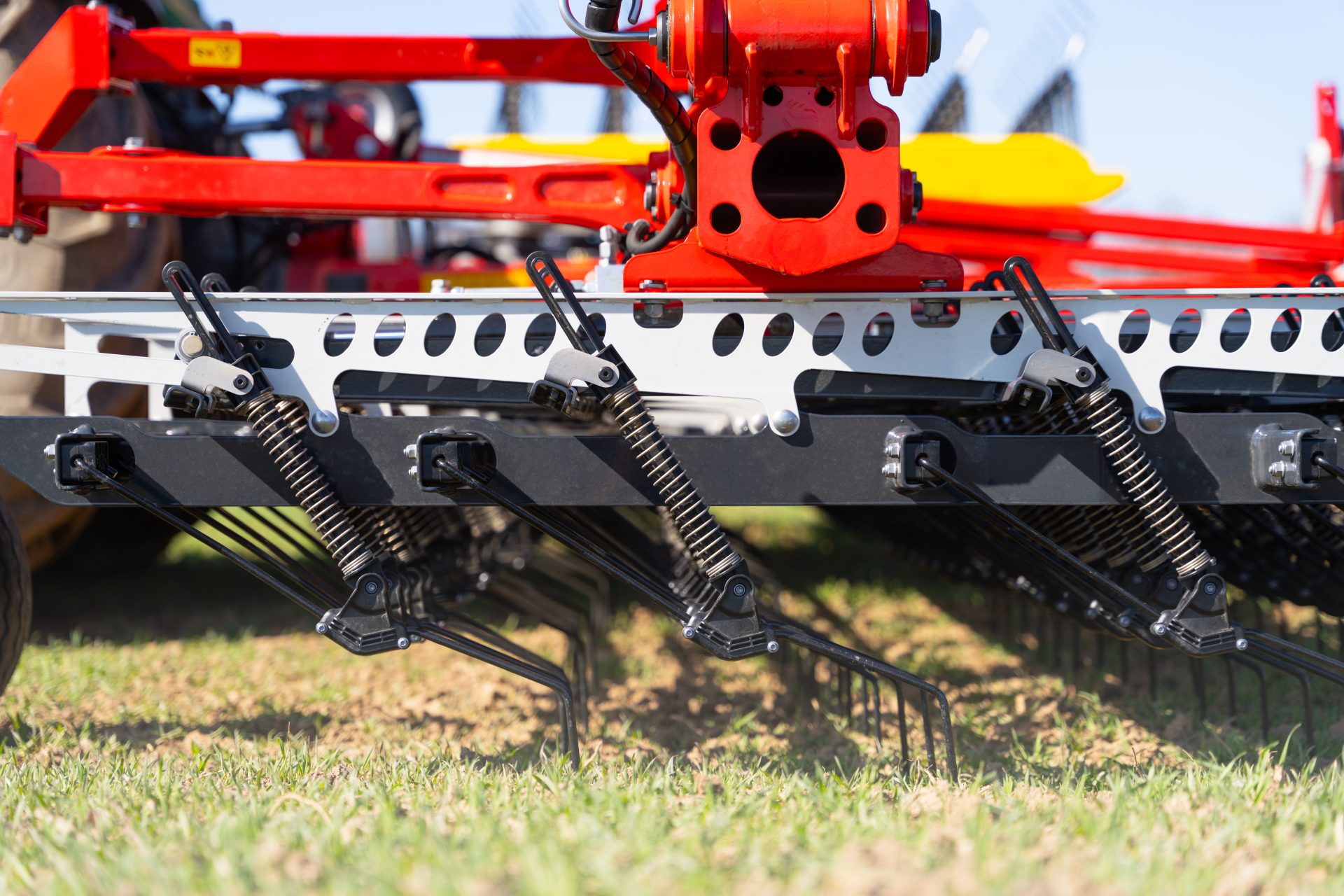 Pottinger updates the Tinecare harrow