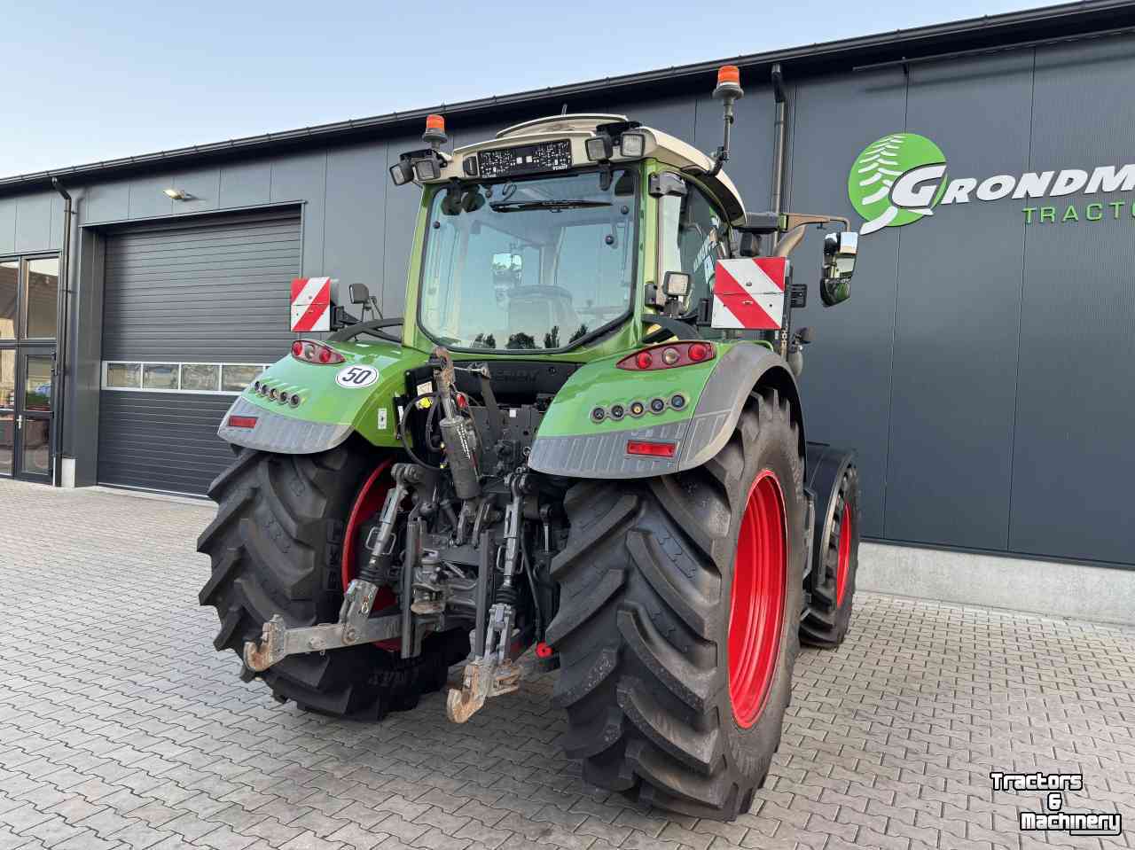 Tracteur Fendt 718 S4 power plus