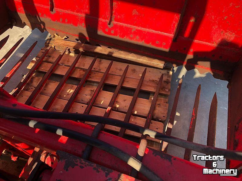 Coupe-blocs d'ensilage Redrock Redrock - Alligator Kuilhapper 200-130 HA