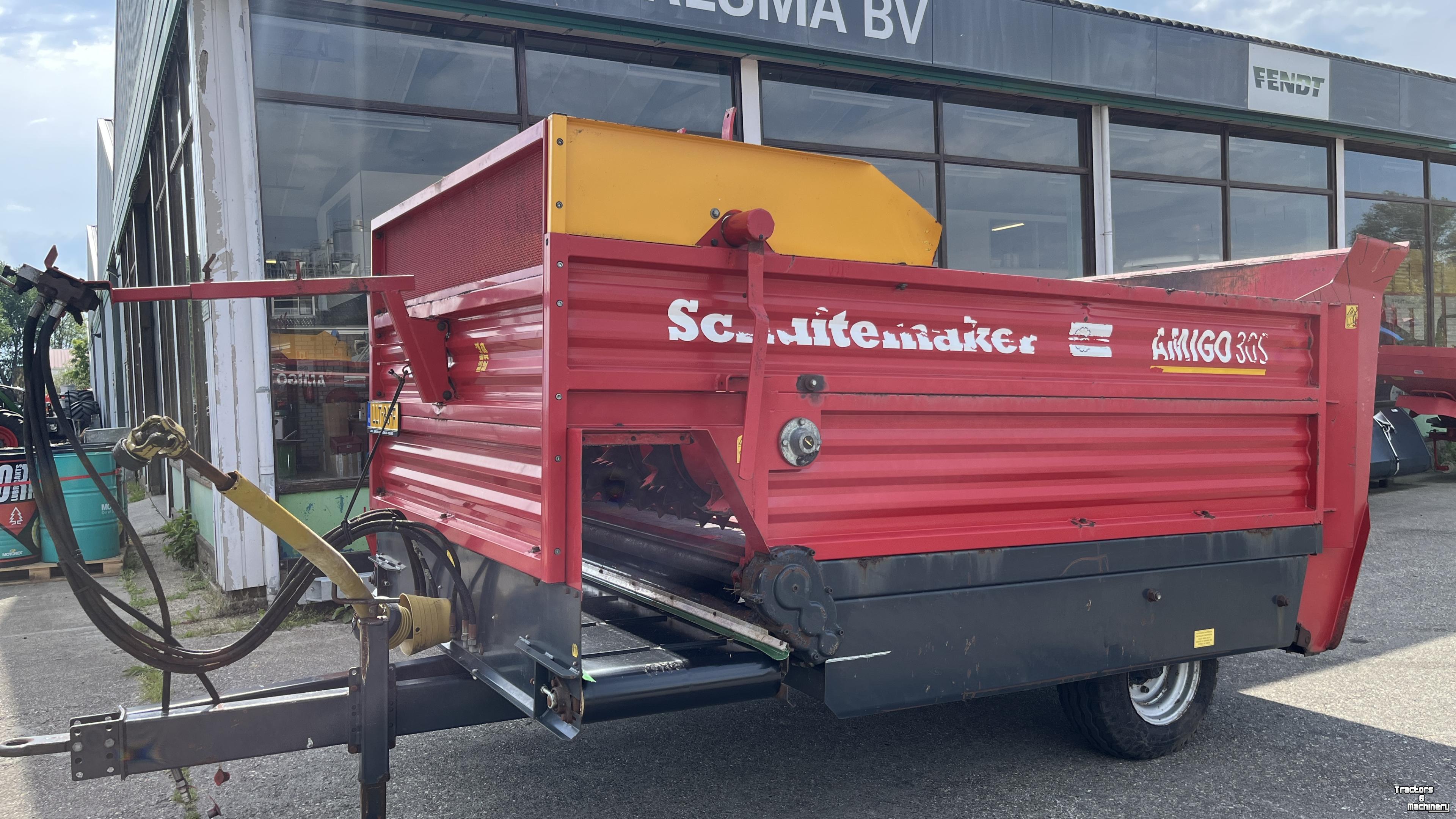 Distributeur de fourrage en bloc Schuitemaker Schuitemaker 30S