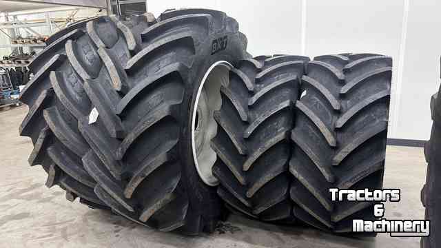 Roues, Pneus, Jantes, Barillets Jumelage BKT 710/60 R38 + 600/60 R28 op velg