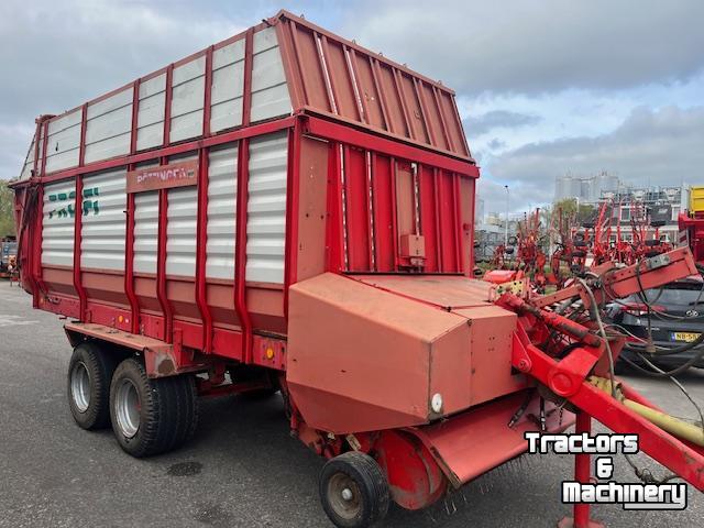 Autochargeuse Pottinger silo profi 2