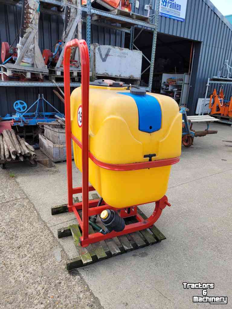 Pulvérisateur porté  Jarmet spuitvat 600 ltr
