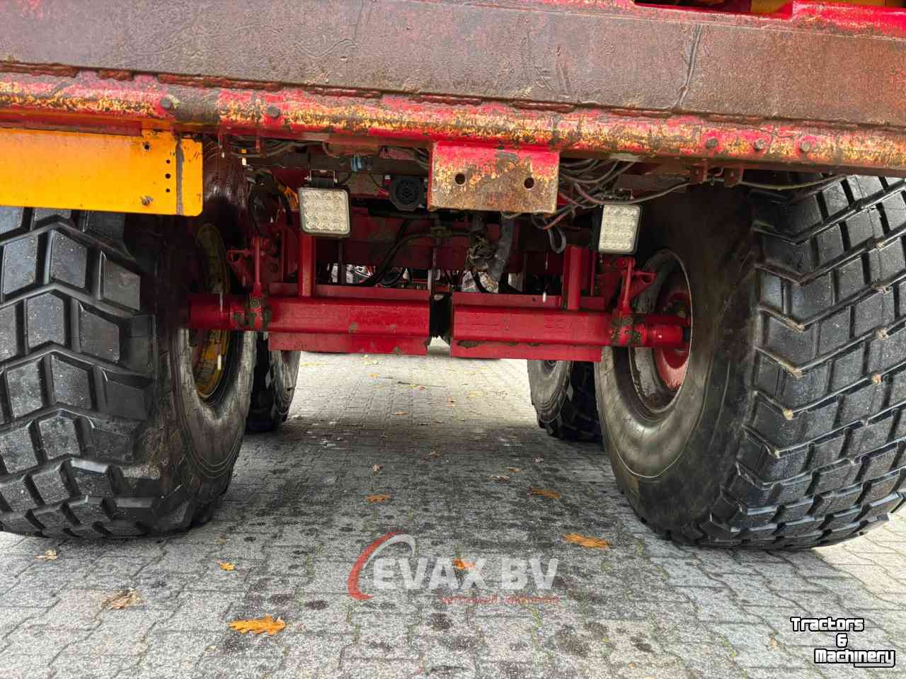Benne agricole Veenhuis JVT 23
