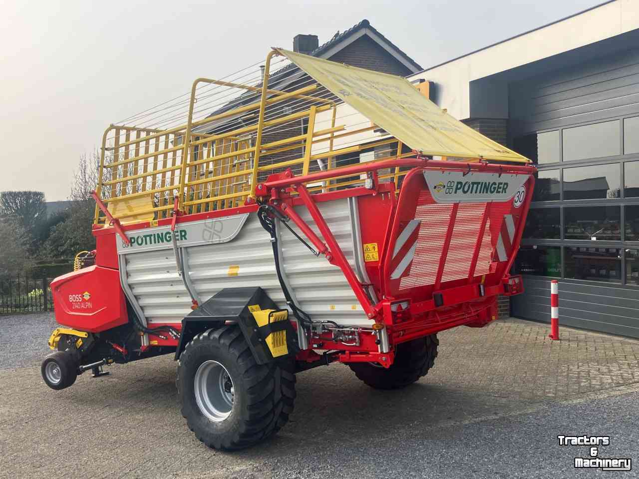 Autochargeuse Pottinger Boss 2140 Alpin uit voorraad leverbaar