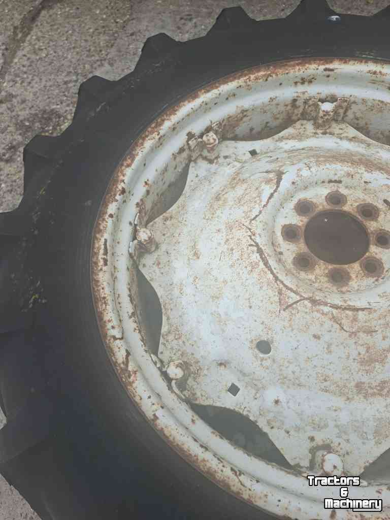 Roues, Pneus, Jantes, Barillets Jumelage Ford 12.4R34