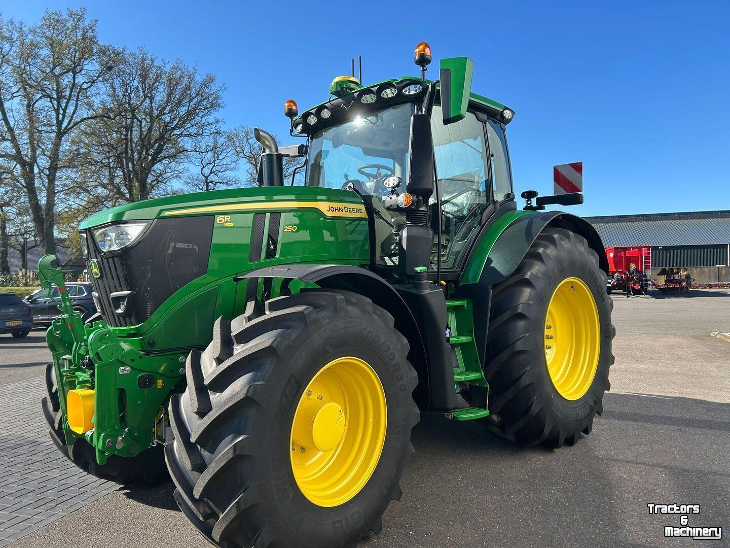 Tracteur John Deere 6R 250