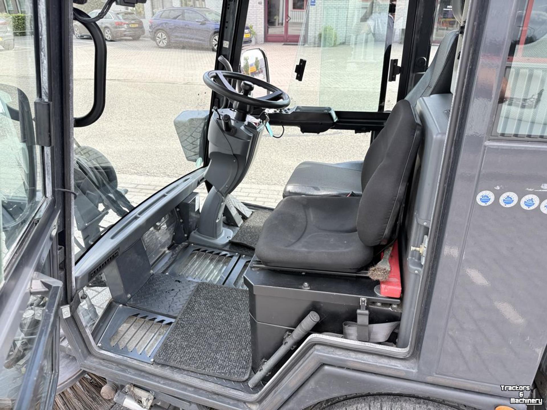 Balayeur Schmidt Compact 200 Sweeper/Veegmachine