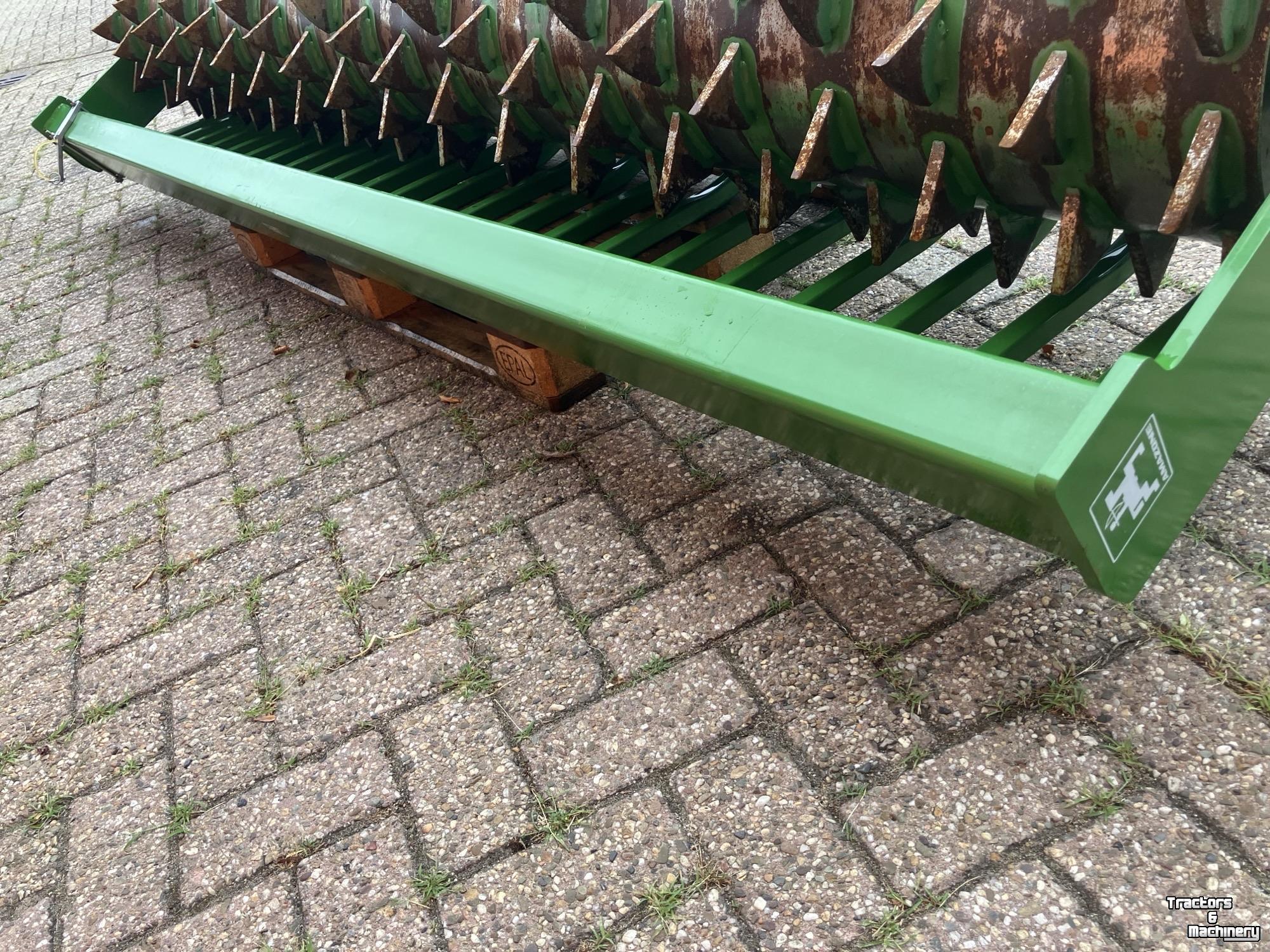 Herse rotative Amazone Pakkerwals PW 300-500