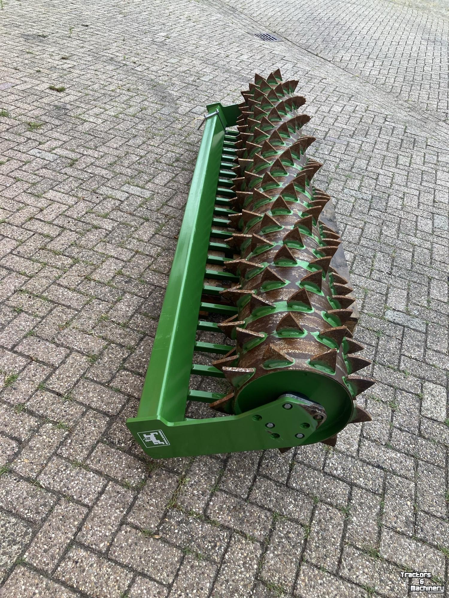 Herse rotative Amazone Pakkerwals PW 300-500