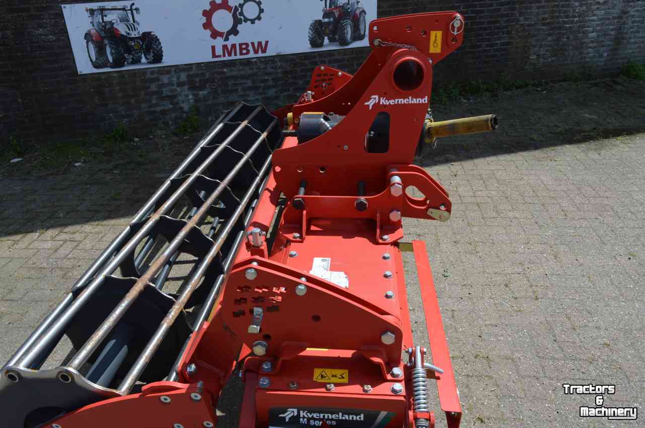 Herse rotative Kverneland m serie