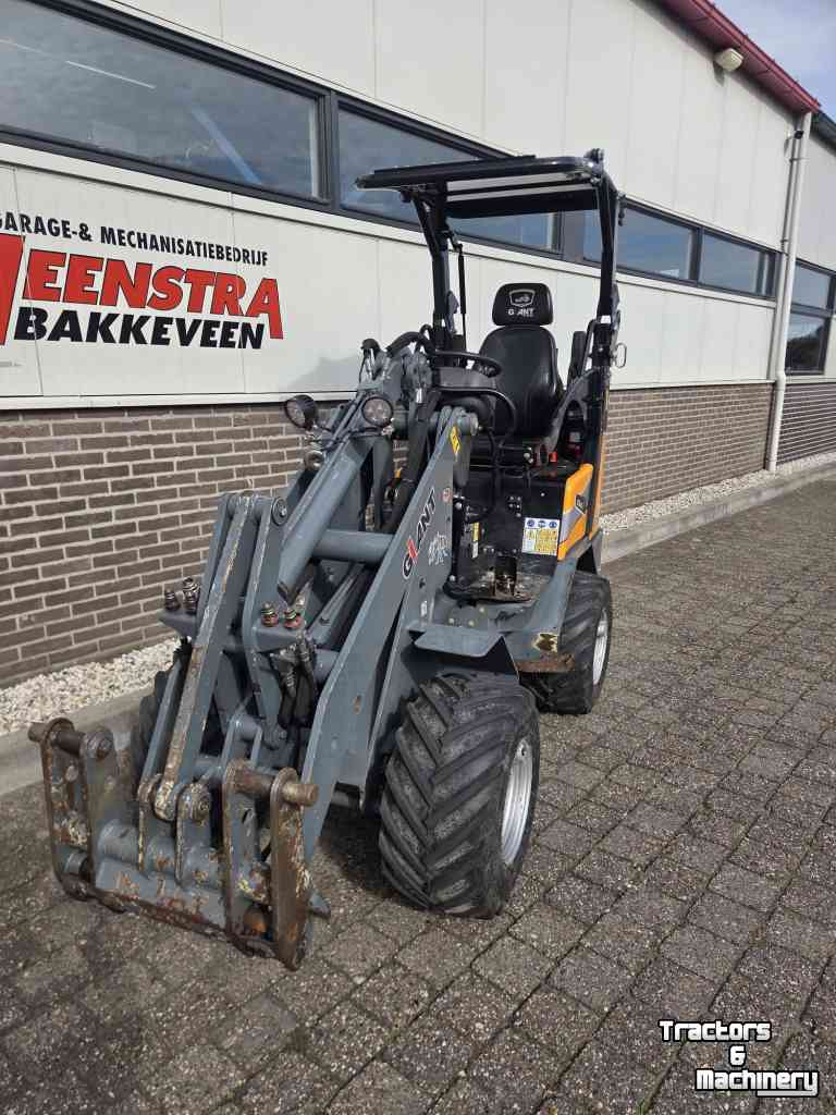 Chargeuse sur pneus Giant G1500