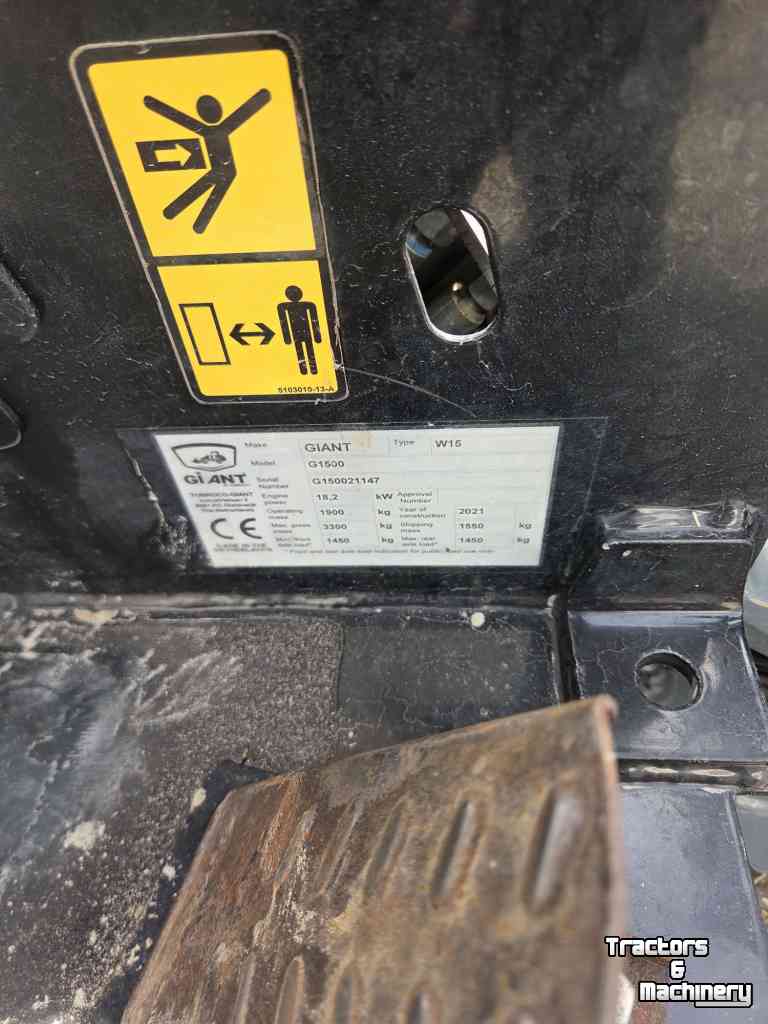 Chargeuse sur pneus Giant G1500