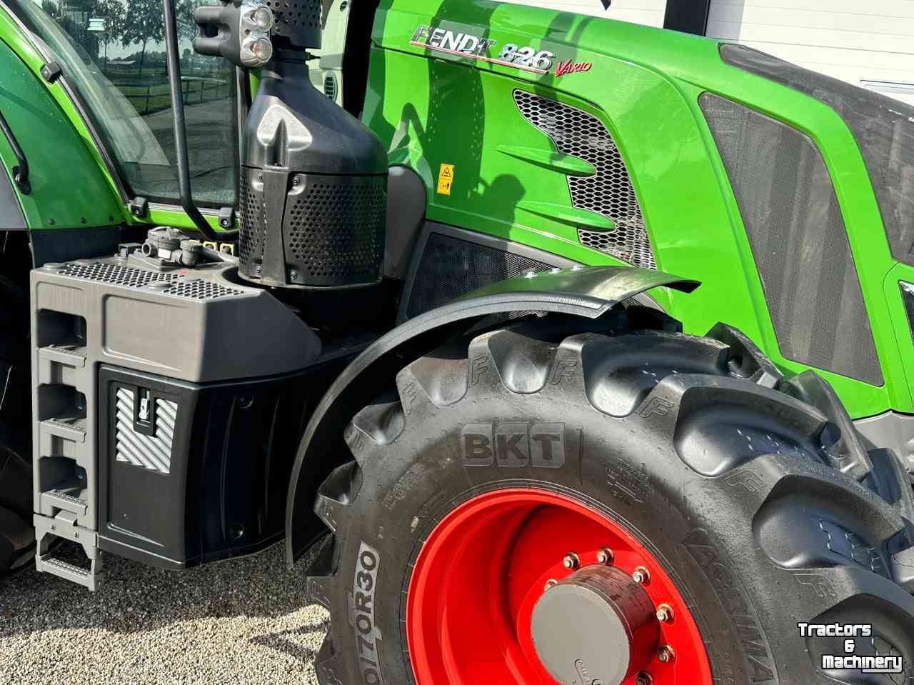 Tracteur Fendt 826