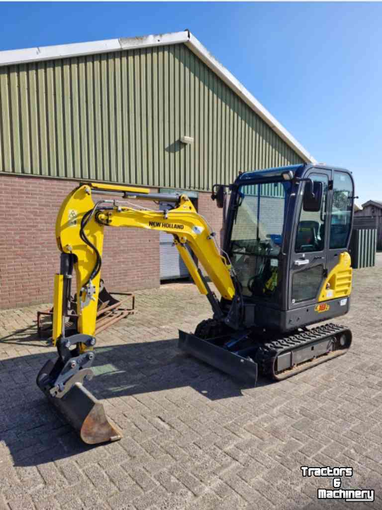 Pelles sur chenilles New Holland E18C