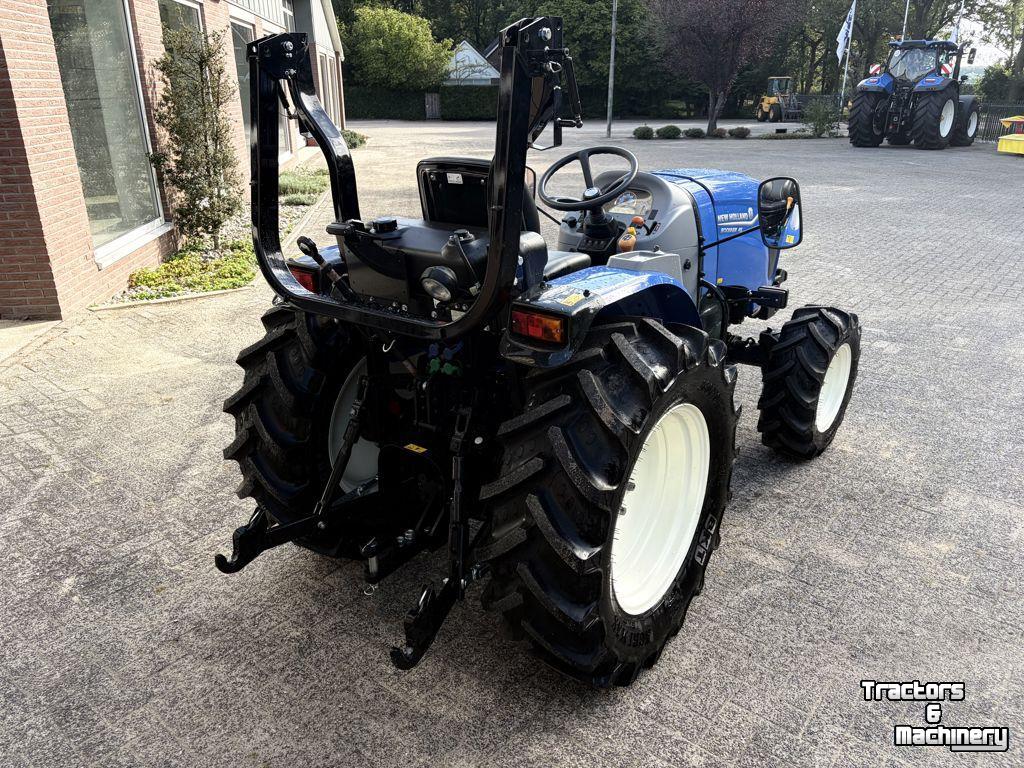 Tracteur pour vignes et vergers New Holland Boomer 45