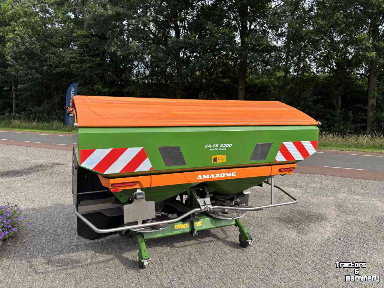 Distributeur d‘engrais Amazone ZA-TS 3200 ProfisPro Hydro