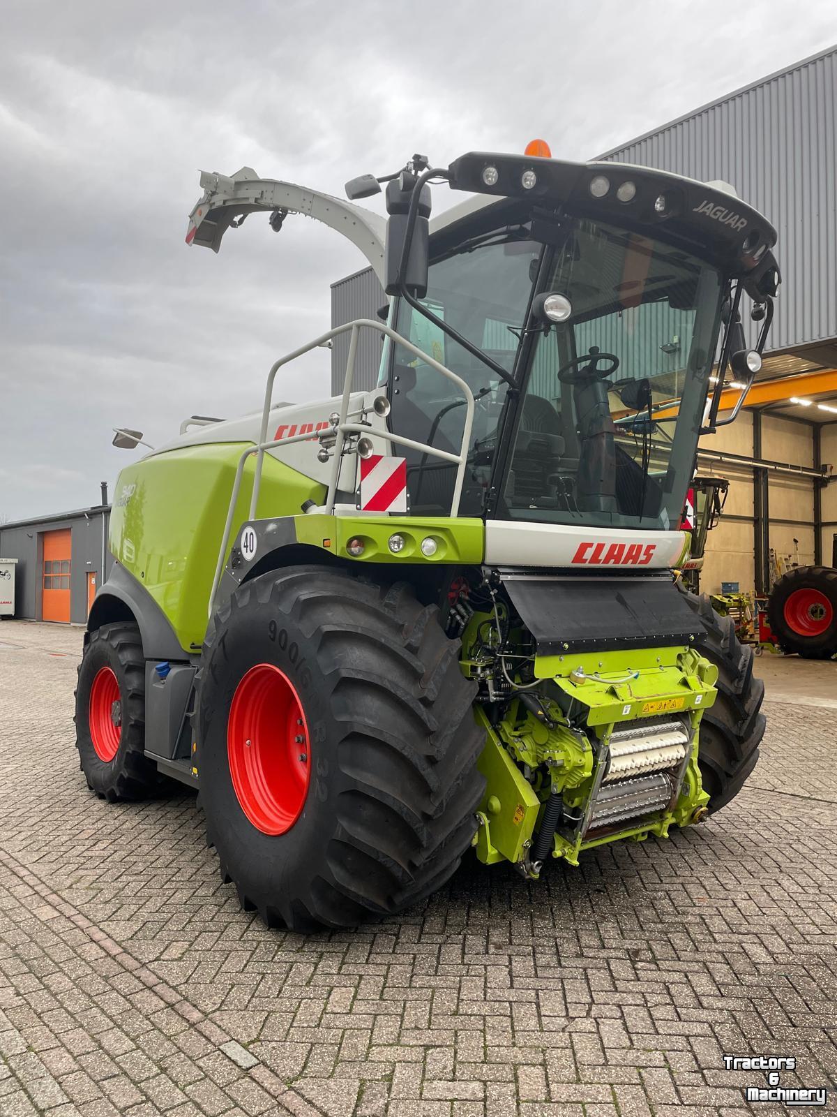 Ensileuse automotrice Claas JAGUAR  940 E5