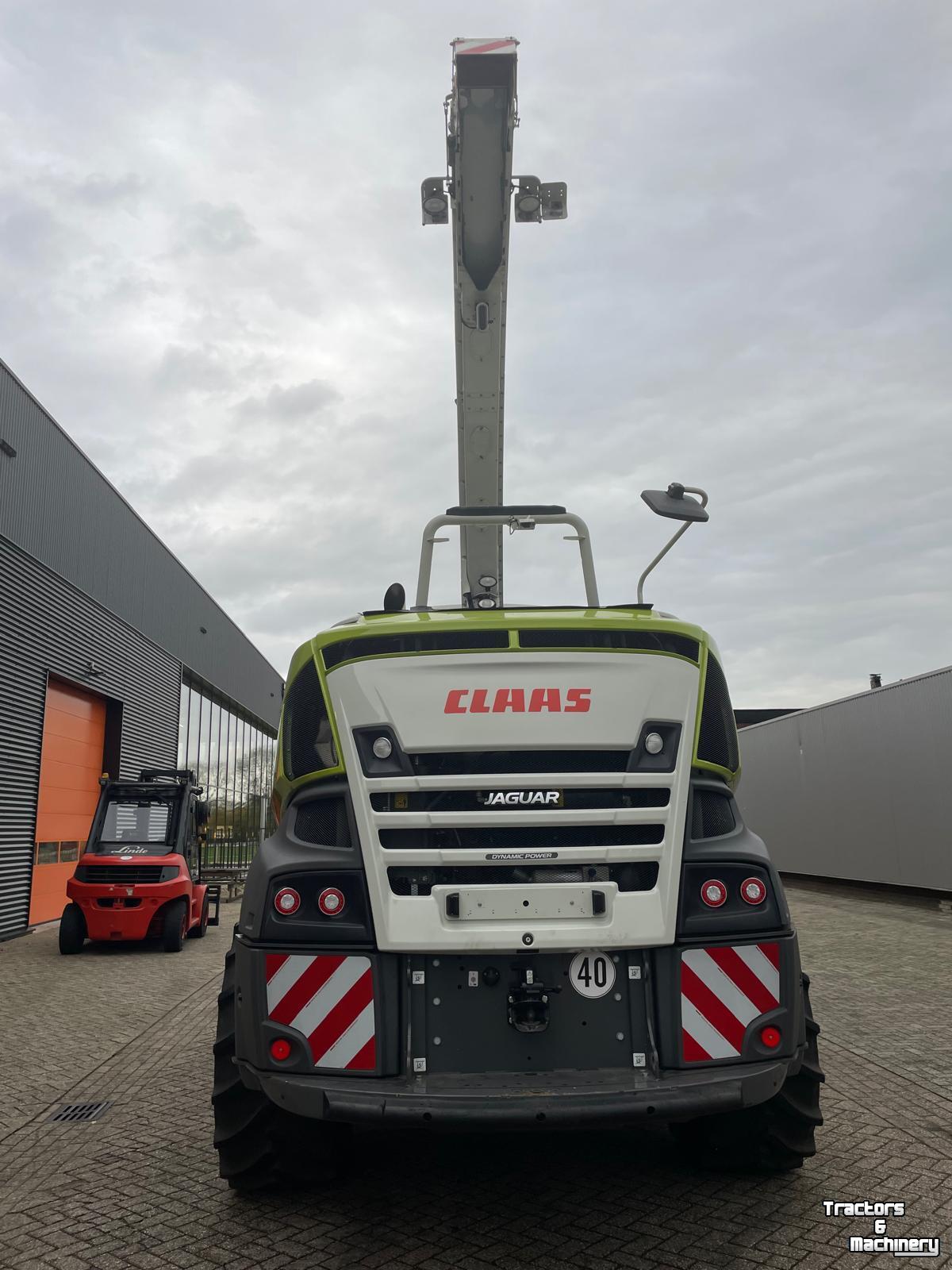 Ensileuse automotrice Claas JAGUAR  940 E5