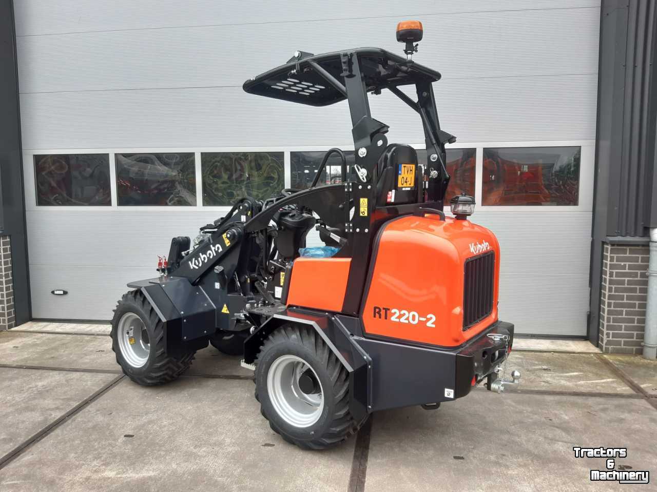 Chargeuse sur pneus Kubota RT220-2 minishovel