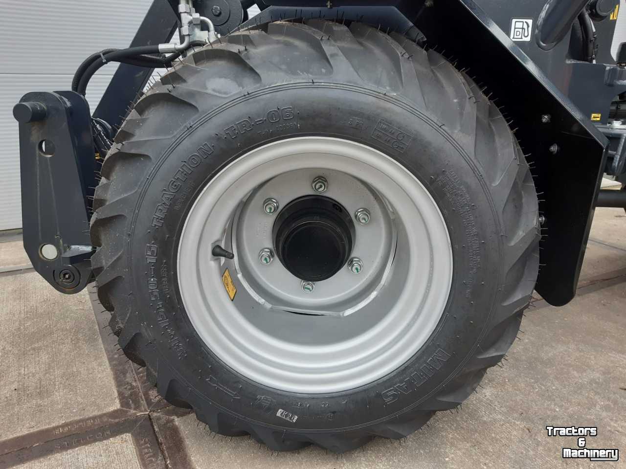 Chargeuse sur pneus Kubota RT220-2 minishovel