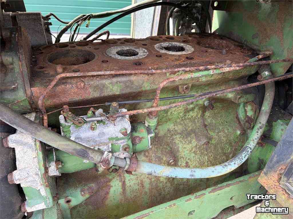 Tracteur John Deere 2030