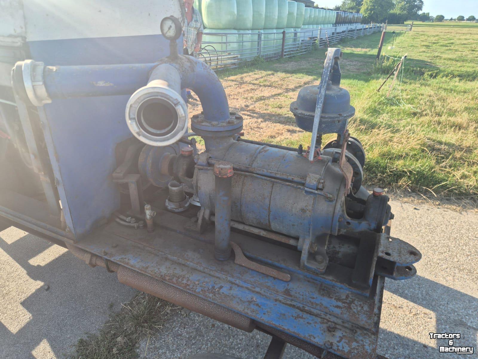 Pompe d‘irrigation  Onbekend waterpomp