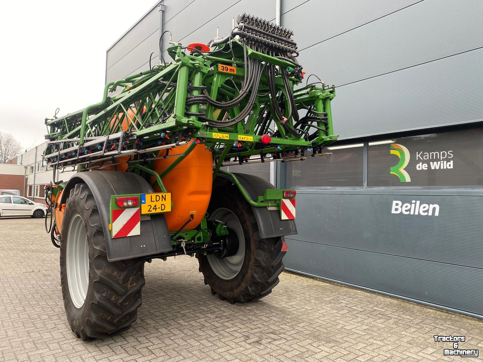 Pulvérisateur Amazone UX 5200 