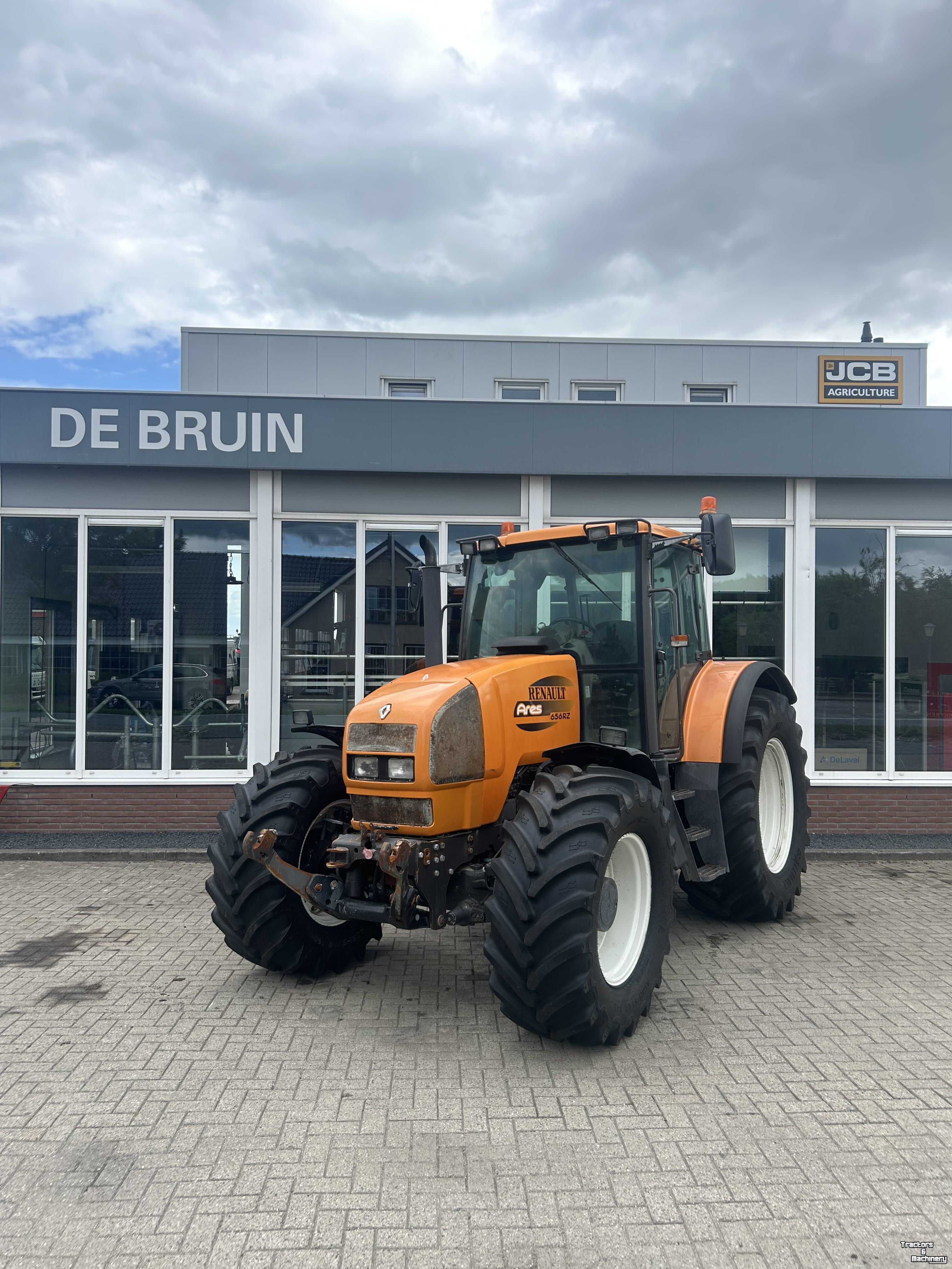 Tracteur Renault ARES 656RZ