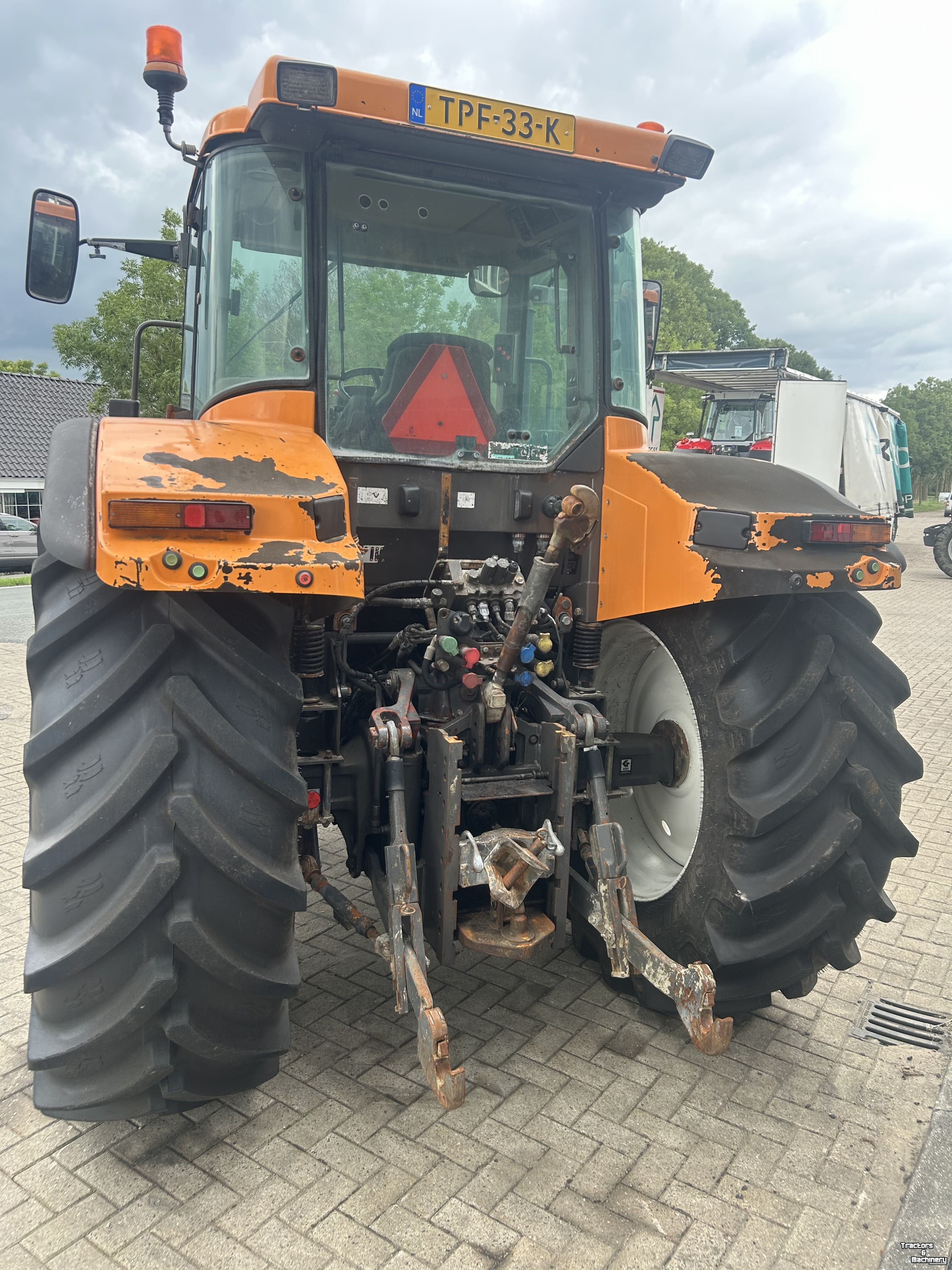Tracteur Renault ARES 656RZ