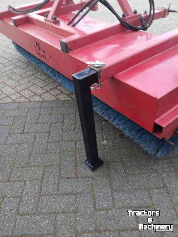 Balayeur M-Sweep TV225/60 Veegmachine