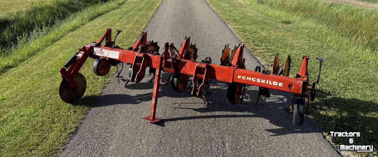 Bineuse Kongskilde Vibro Beta 4x75 Maisschoffel