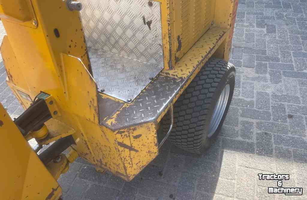 Chargeuse sur pneus Knikmops 90 - minishovel mini loader - Giant Weidemann Schaffer