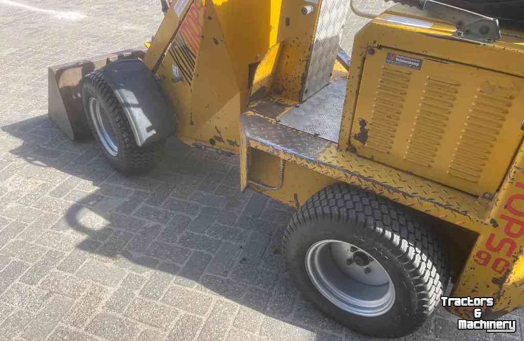 Chargeuse sur pneus Knikmops 90 - minishovel mini loader - Giant Weidemann Schaffer