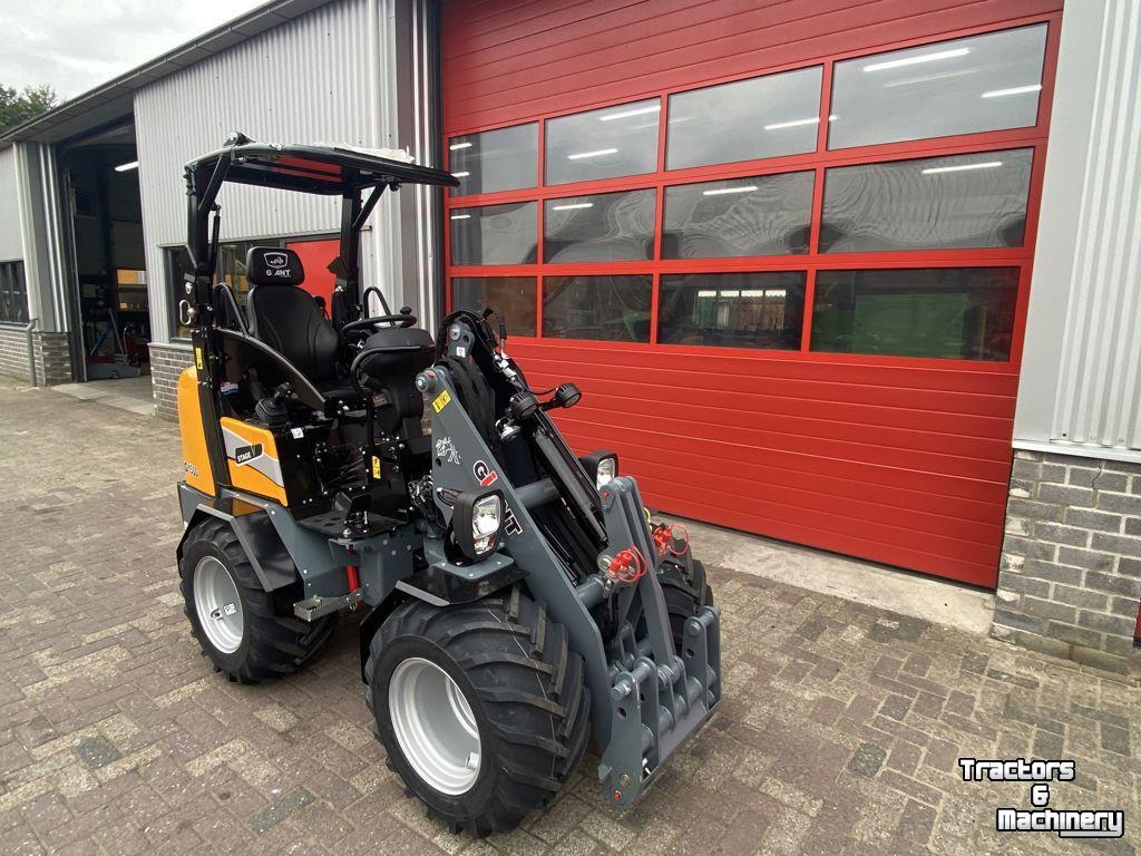 Chargeuse sur pneus Giant Giant G1500