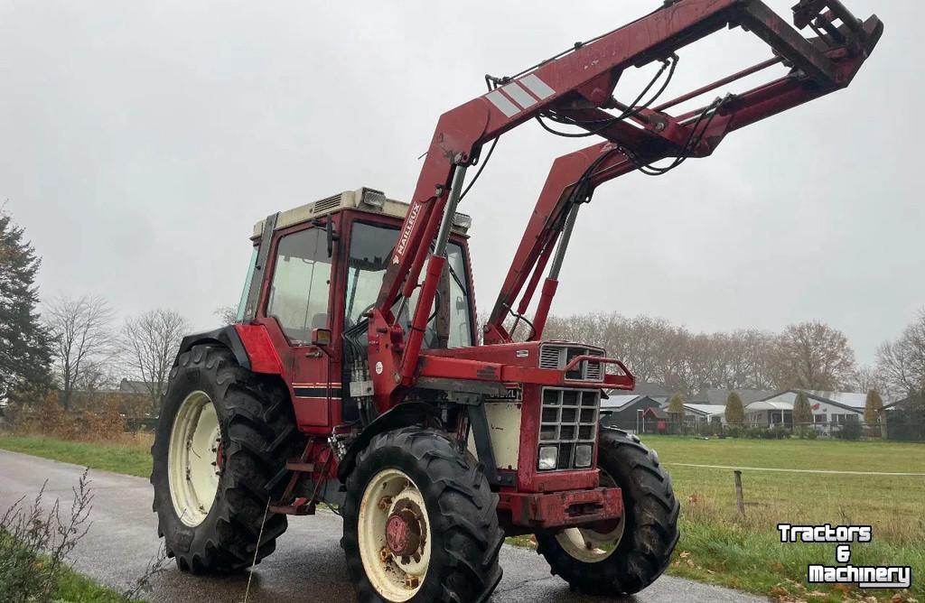 Tracteur Case-IH IH 845 XL met voorlader MARGE