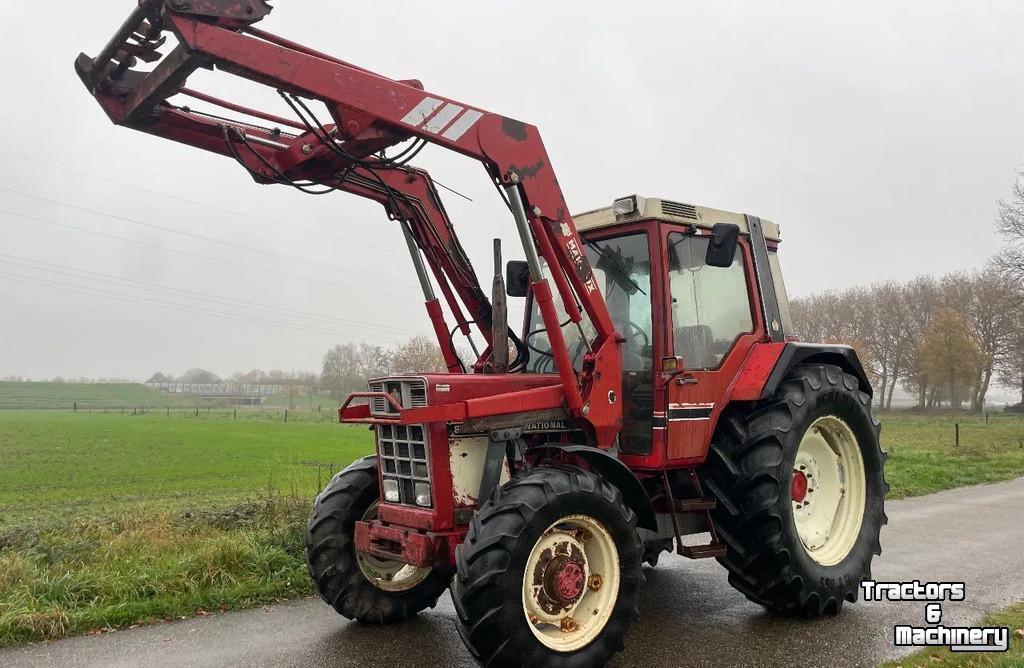 Tracteur Case-IH IH 845 XL met voorlader MARGE
