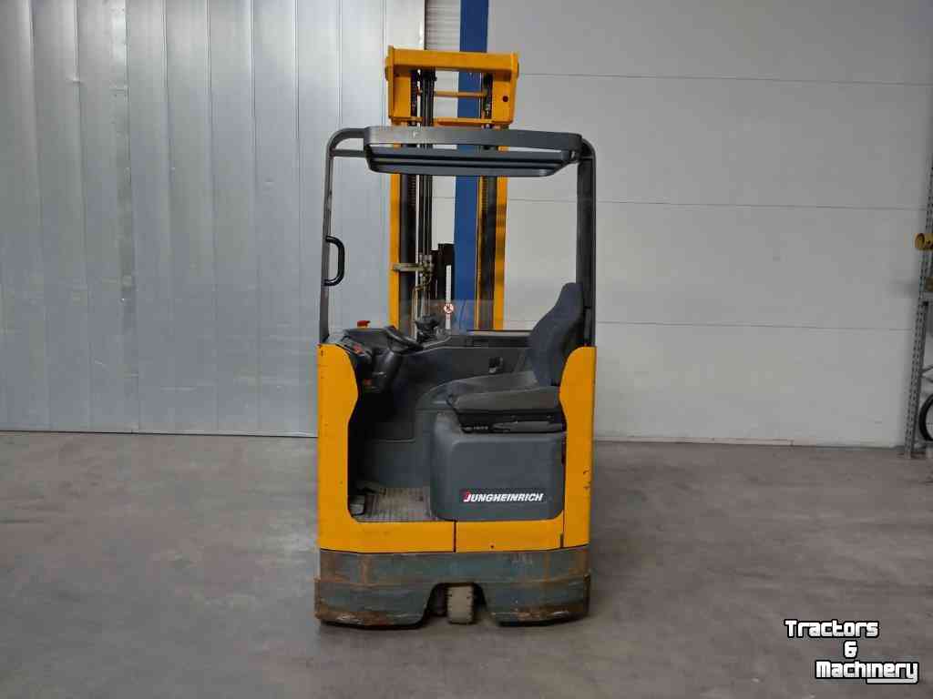 Rétractable Jungheinrich reachtruck ETV14