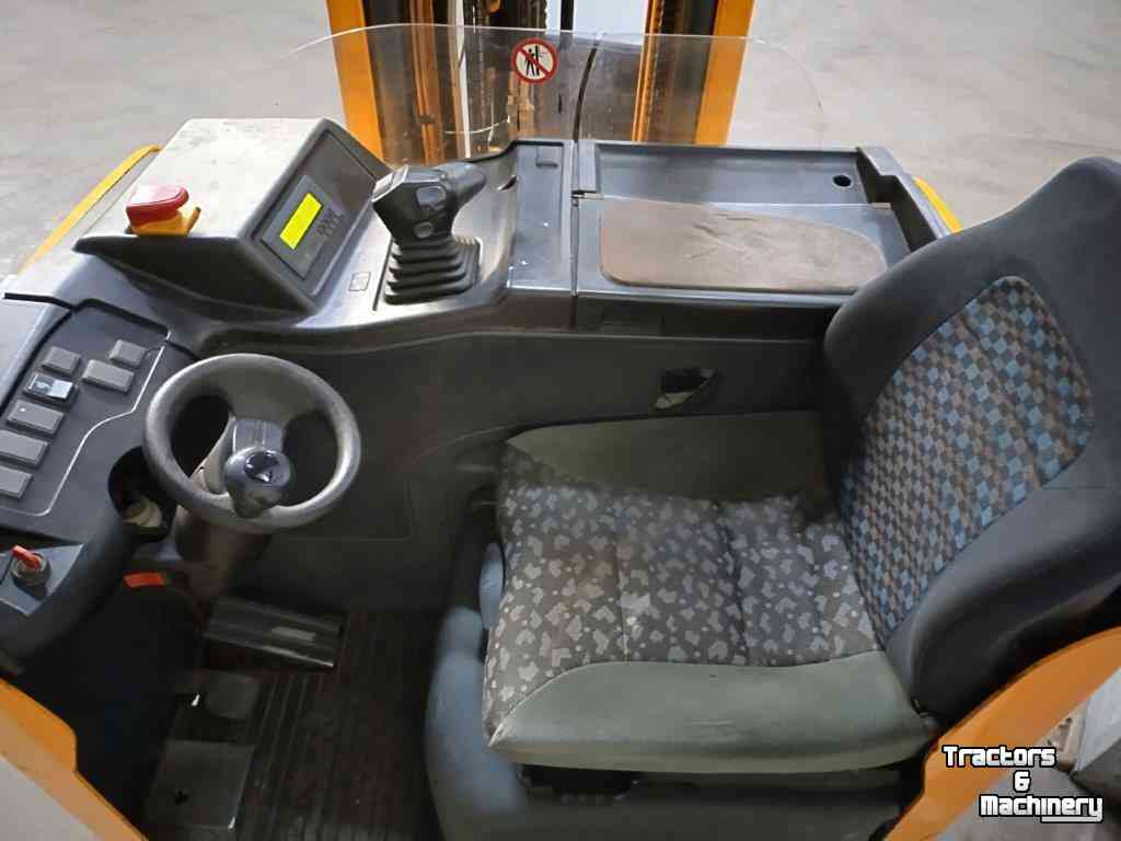 Rétractable Jungheinrich reachtruck ETV14