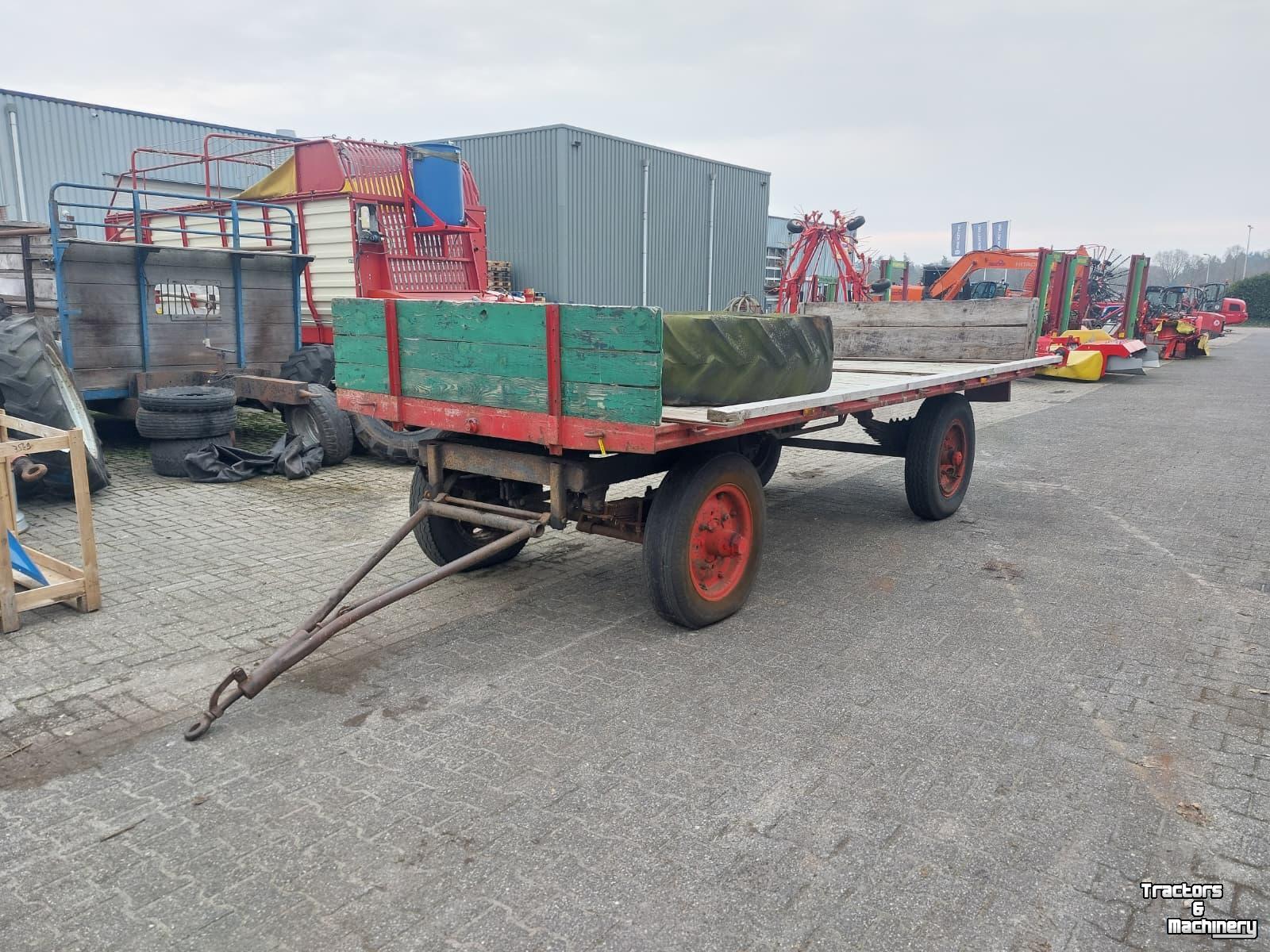 Benne agricole  Plattewagen/aanhanger