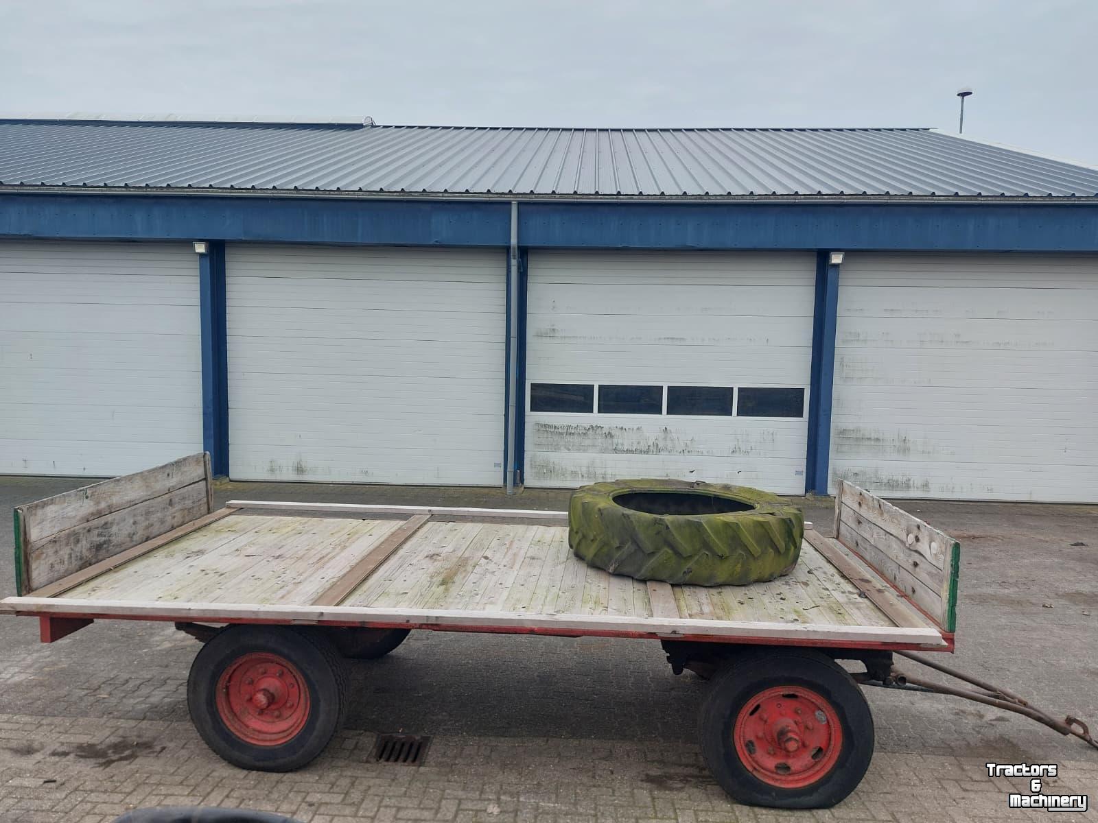 Benne agricole  Plattewagen/aanhanger