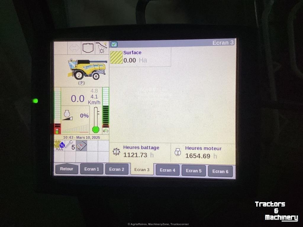 Ensileuse automotrice New Holland CX8.70