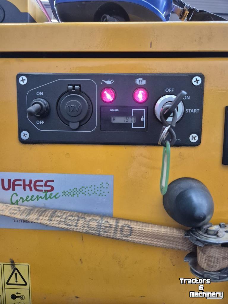 Déchiqueteuse de bois Predator 38R-EFI
