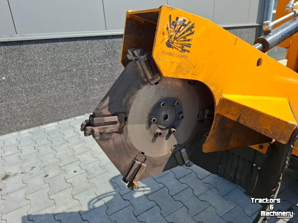 Déchiqueteuse de bois Predator 38R-EFI