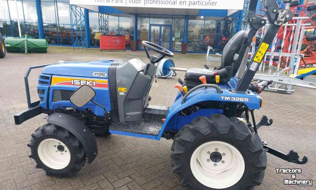 Tracteur pour horticulture Iseki TM 3265 Tuinbouwtractor Compact tractor