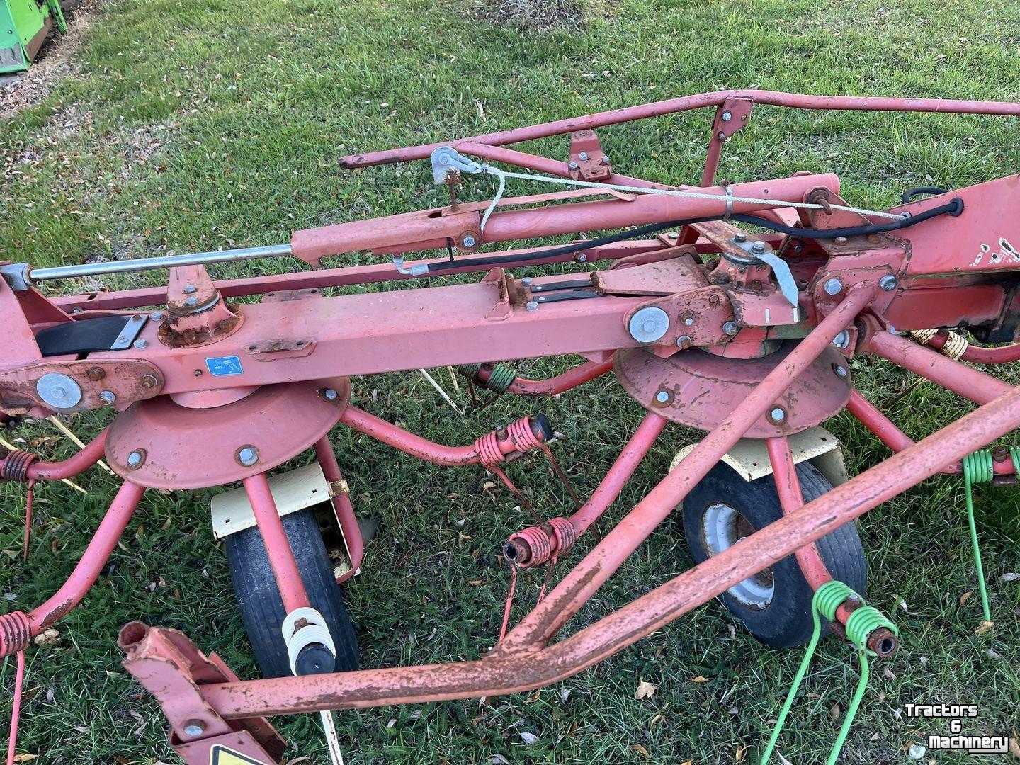 Faneur Krone KW 6.40/6 schudder